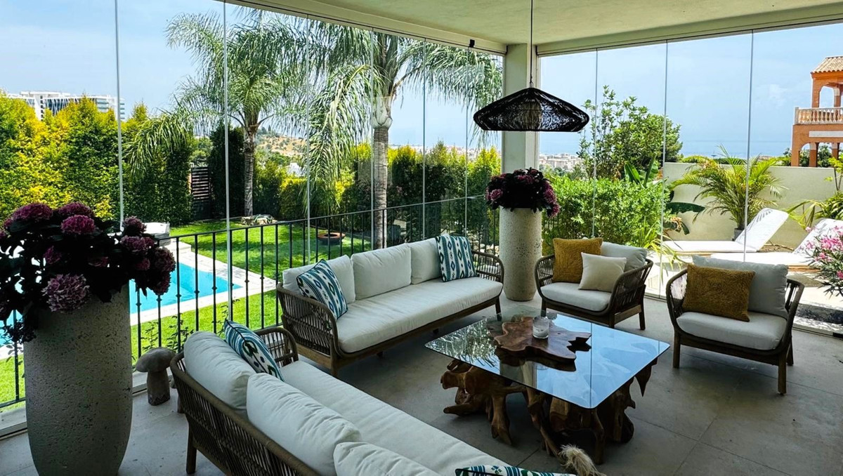Se vende Villa - Chalet de 6 dormitorios en Costa Del Sol, Málaga, España