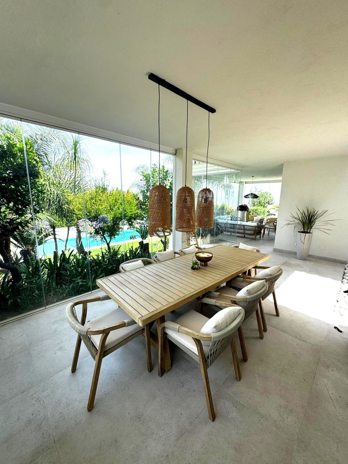 Se vende Villa - Chalet de 6 dormitorios en Costa Del Sol, Málaga, España