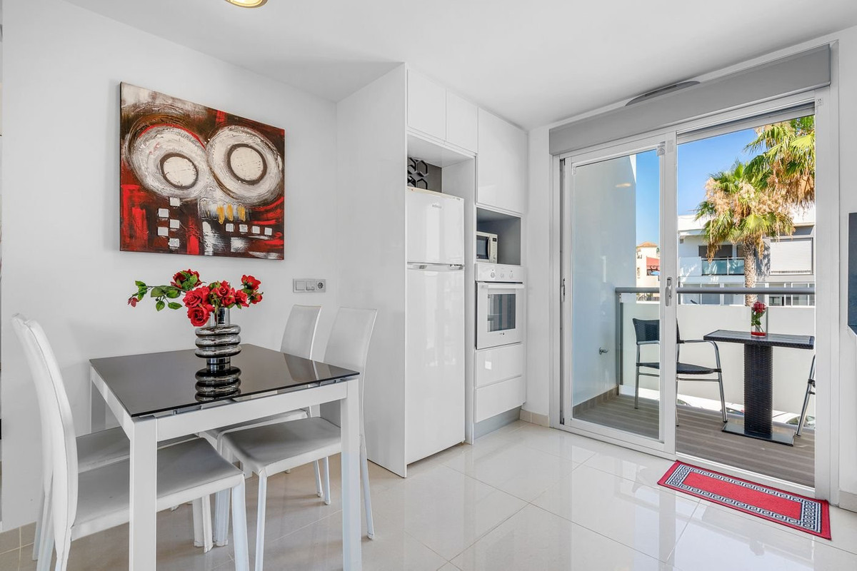 2 Bed Apartment for sale in Punta Prima Costa Blanca, Alicante, Spain