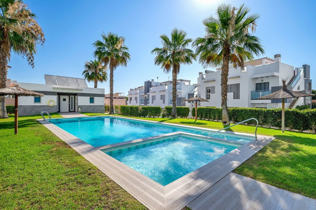 2 Bed Apartment for sale in Punta Prima Costa Blanca, Alicante, Spain