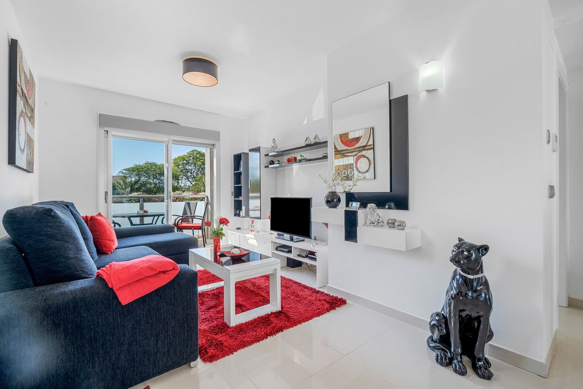 2 Bed Apartment for sale in Punta Prima Costa Blanca, Alicante, Spain