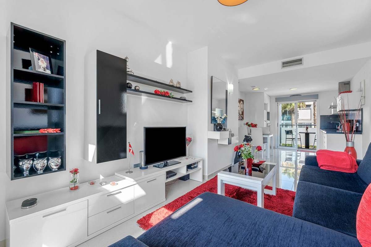 2 Bed Apartment for sale in Punta Prima Costa Blanca, Alicante, Spain