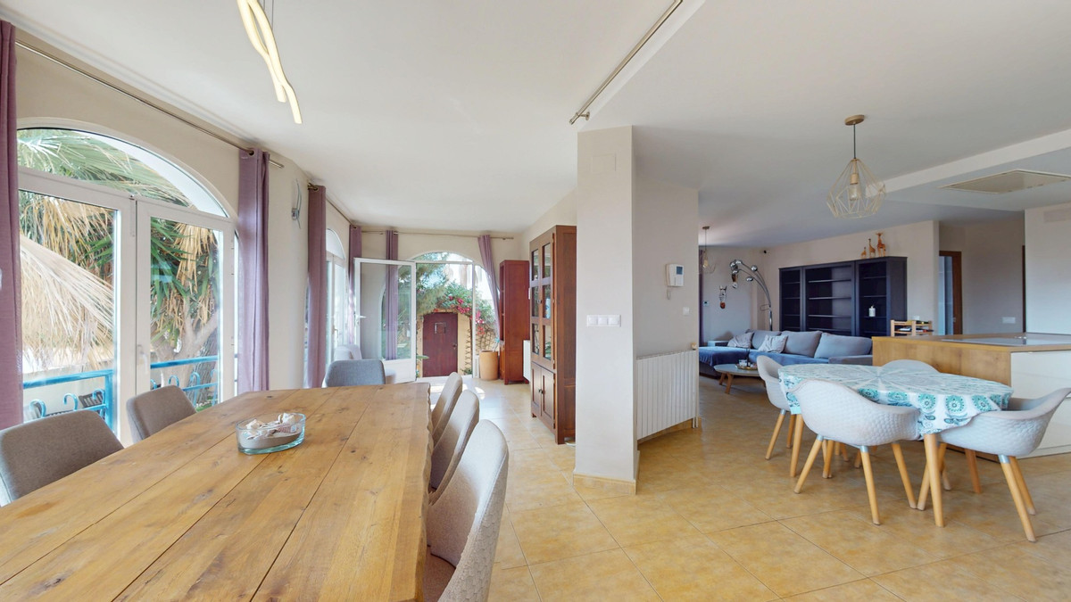 5 Bed Townhouse for sale in Orihuela Costa Costa Blanca, Alicante, Spain
