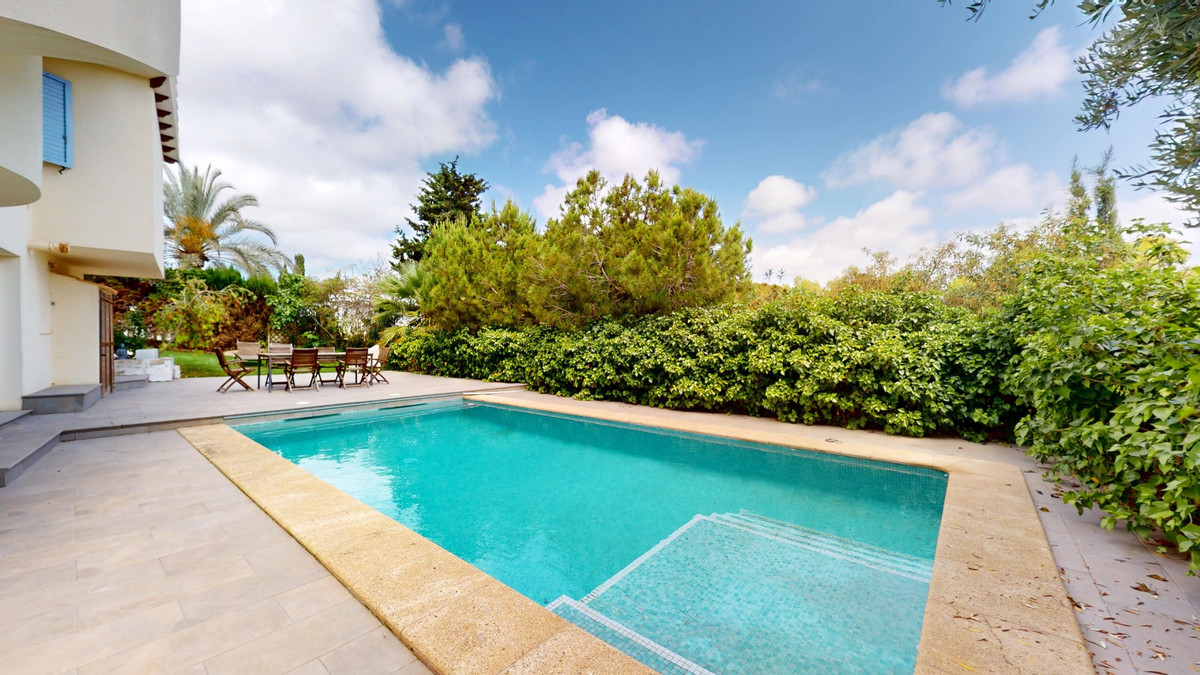 5 Bed Townhouse for sale in Orihuela Costa Costa Blanca, Alicante, Spain