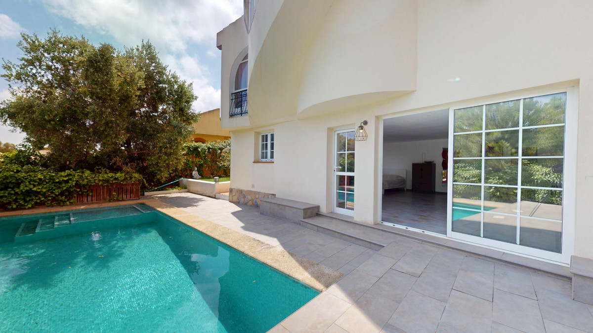5 Bed Townhouse for sale in Orihuela Costa Costa Blanca, Alicante, Spain