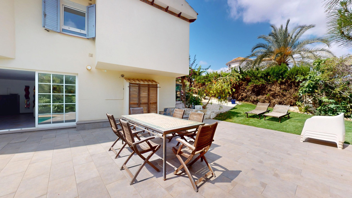 5 Bed Townhouse for sale in Orihuela Costa Costa Blanca, Alicante, Spain