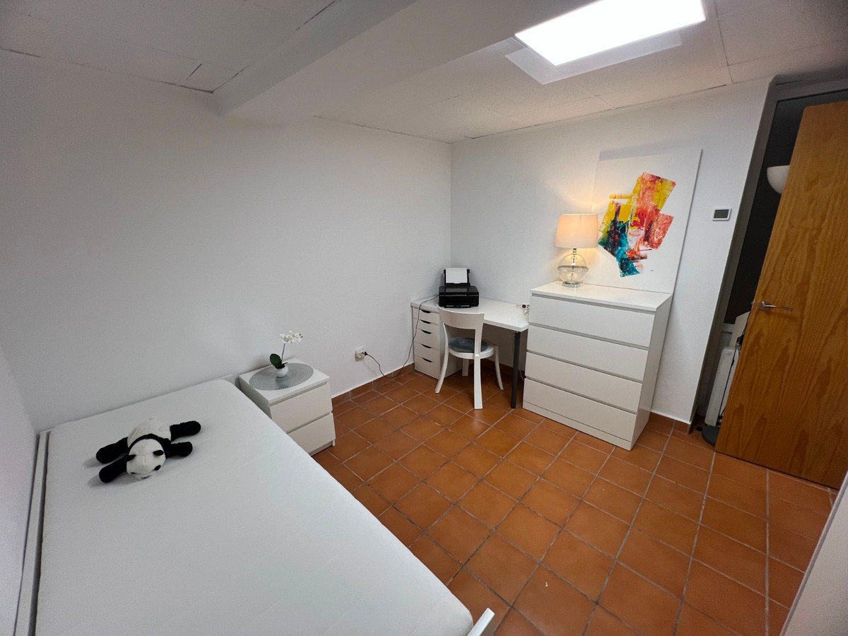5 Bed Townhouse for sale in Algorfa Costa Blanca, Alicante, Spain