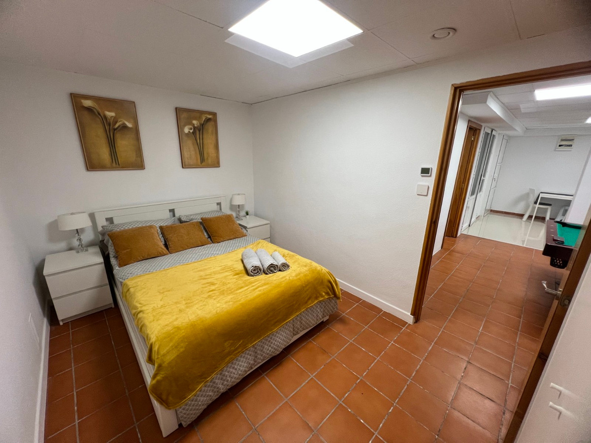 5 Bed Townhouse for sale in Algorfa Costa Blanca, Alicante, Spain