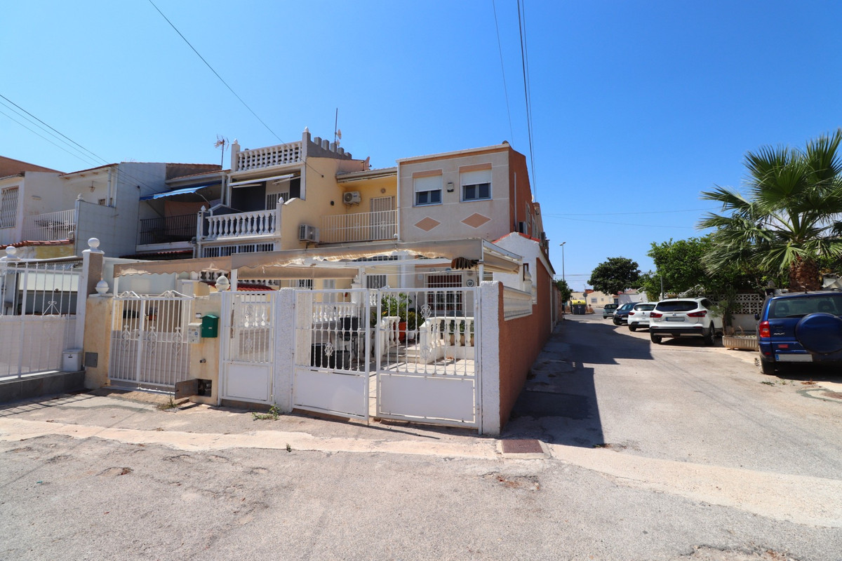 Se vende Adosada de 2 dormitorios en Costa Blanca, Alicante, España