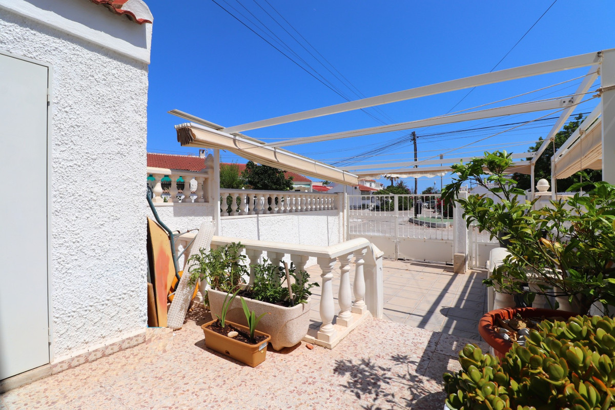 Se vende Adosada de 2 dormitorios en Costa Blanca, Alicante, España