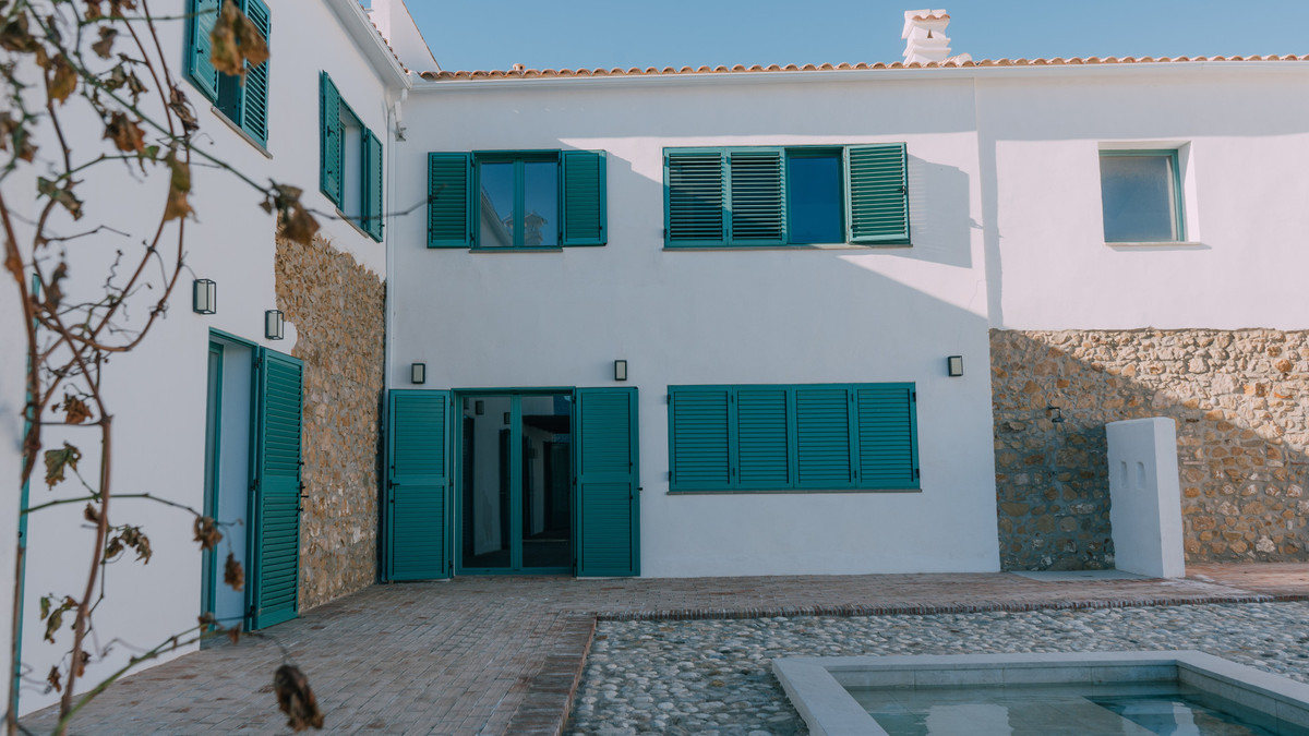 Se vende Finca - Cortijo de 5 dormitorios en Costa Del Sol, Málaga, España