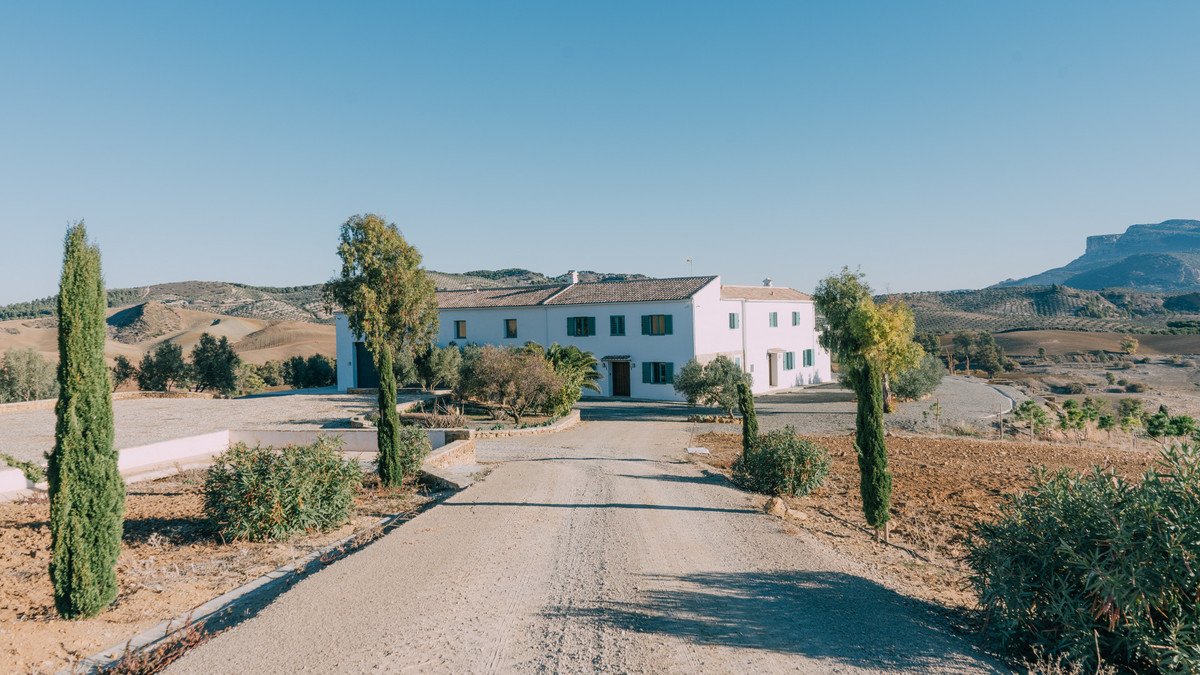 Se vende Finca - Cortijo de 5 dormitorios en Costa Del Sol, Málaga, España