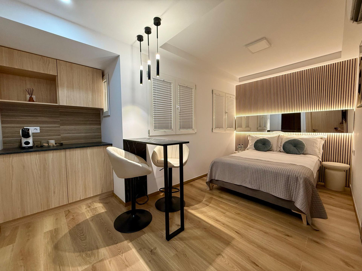 5 Bed Apartment for sale in Alicante Costa Blanca, Alicante, Spain