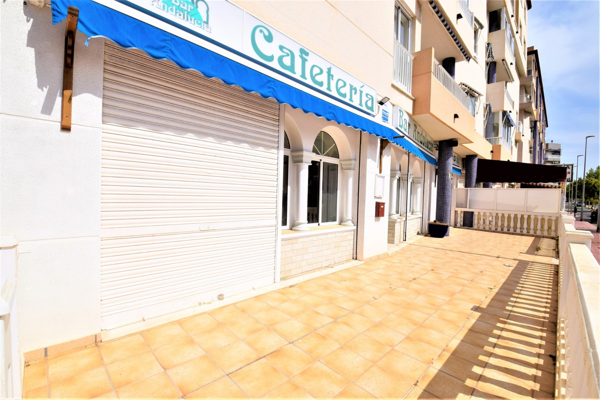 1 Bed Commercial unit for sale in Guardamar Del Segura Costa Blanca, Alicante, Spain