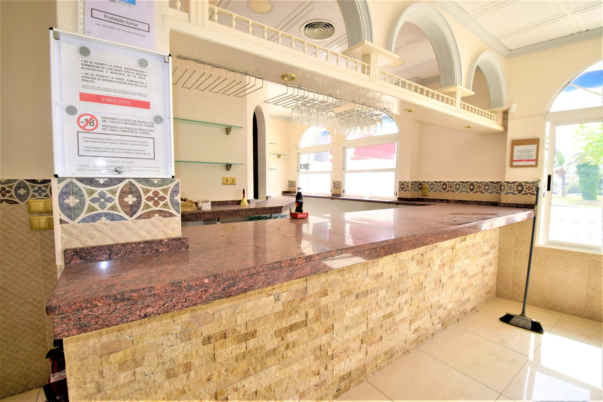 1 Bed Commercial unit for sale in Guardamar Del Segura Costa Blanca, Alicante, Spain