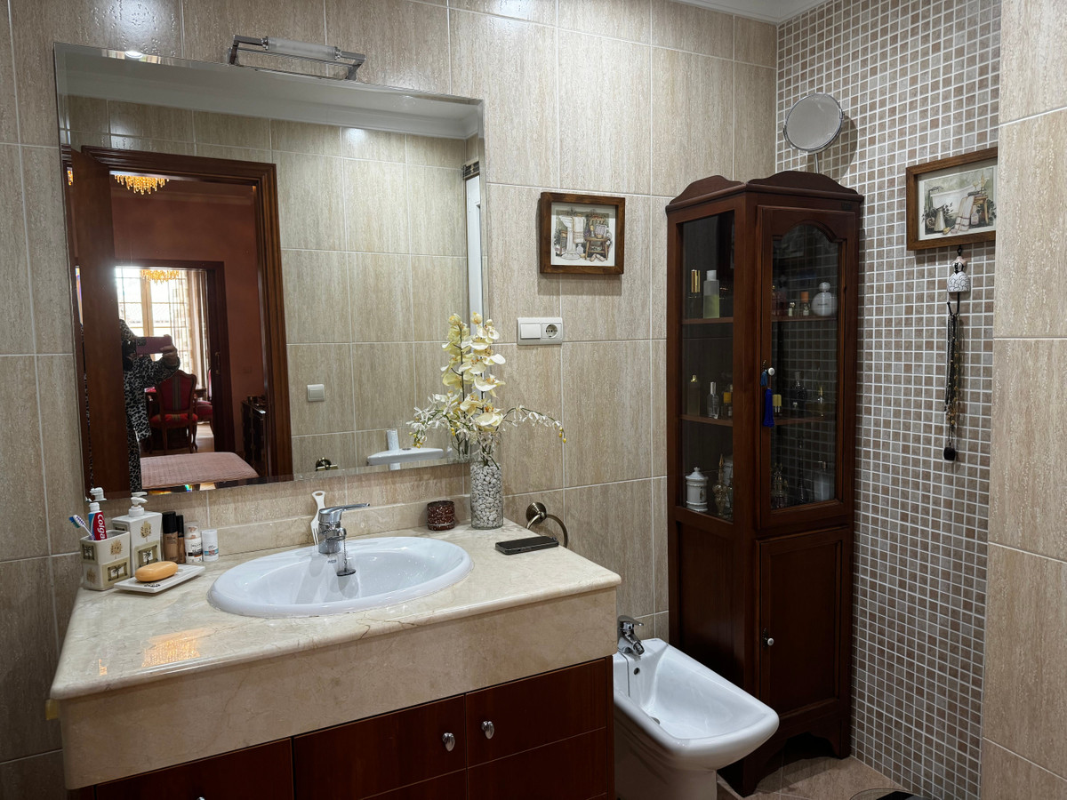 3 Bed Apartment for sale in Málaga Costa Del Sol, Málaga, Spain