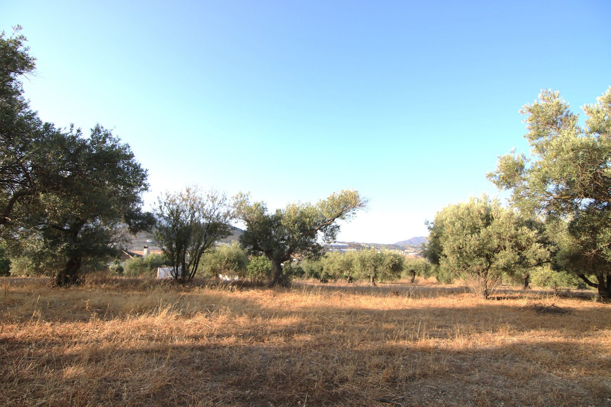 Se vende Terreno Rustico  en Costa Del Sol, Málaga, España
