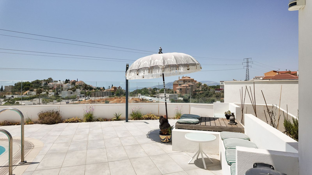4 Bed Townhouse for sale in Pedregalejo Málaga Ciudad, Málaga, Spain