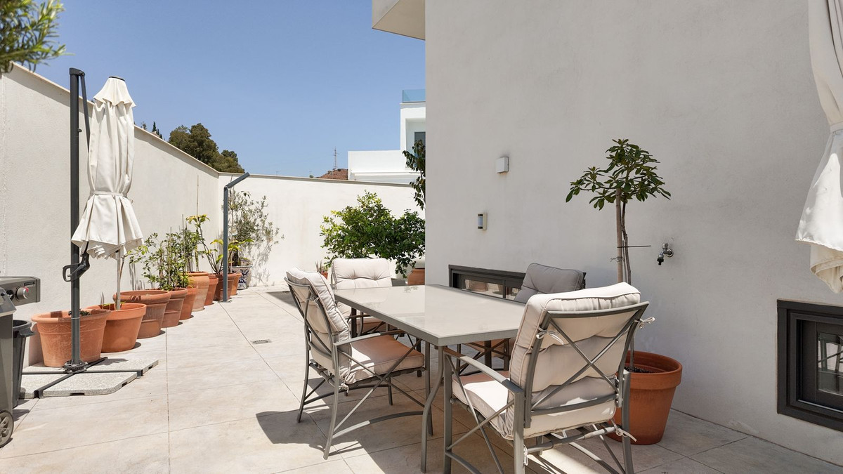 4 Bed Townhouse for sale in Pedregalejo Málaga Ciudad, Málaga, Spain