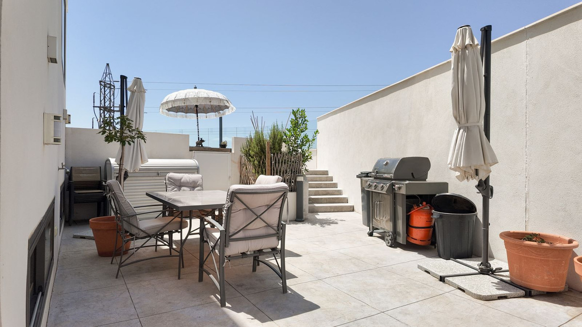 4 Bed Townhouse for sale in Pedregalejo Málaga Ciudad, Málaga, Spain