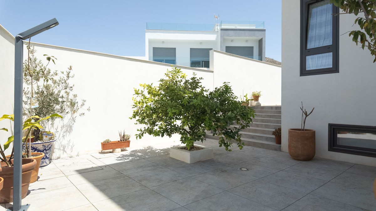 4 Bed Townhouse for sale in Pedregalejo Málaga Ciudad, Málaga, Spain