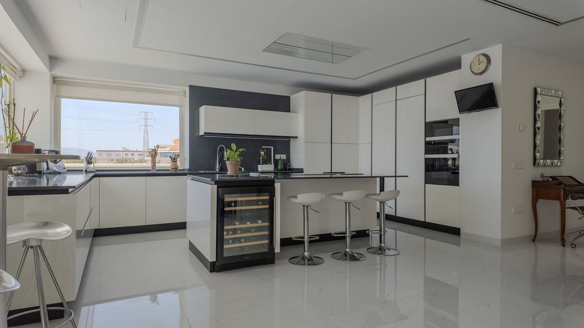 4 Bed Townhouse for sale in Pedregalejo Málaga Ciudad, Málaga, Spain