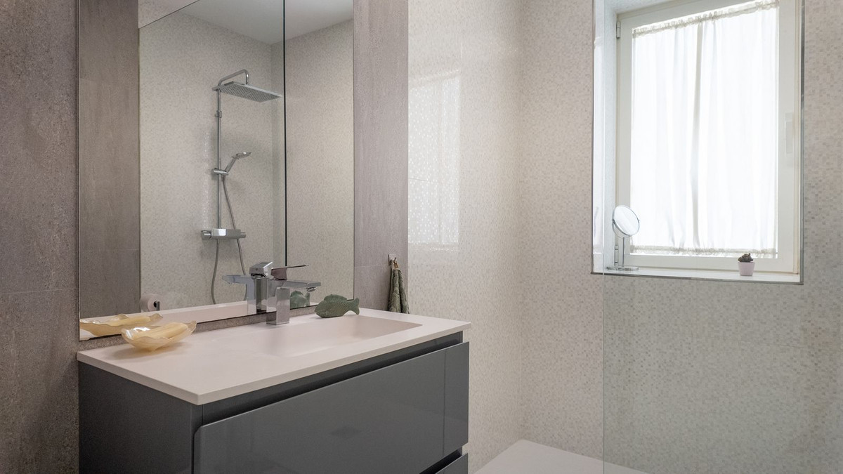 4 Bed Townhouse for sale in Pedregalejo Málaga Ciudad, Málaga, Spain
