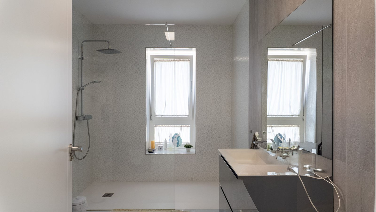 4 Bed Townhouse for sale in Pedregalejo Málaga Ciudad, Málaga, Spain