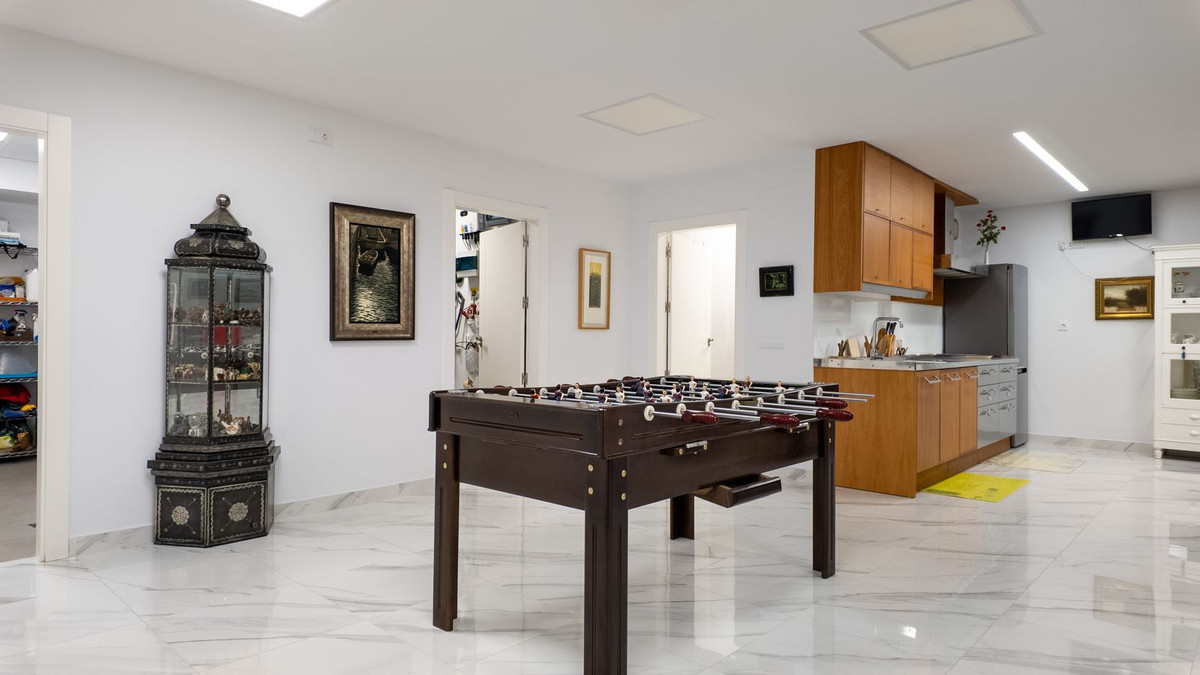 4 Bed Townhouse for sale in Pedregalejo Málaga Ciudad, Málaga, Spain