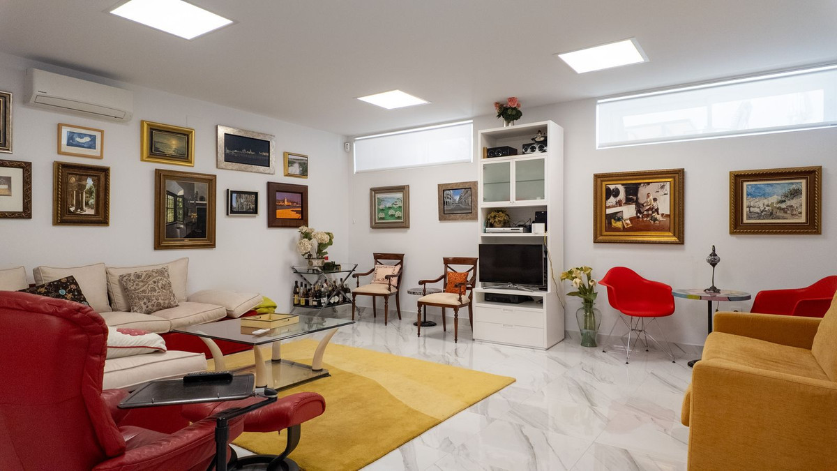 4 Bed Townhouse for sale in Pedregalejo Málaga Ciudad, Málaga, Spain