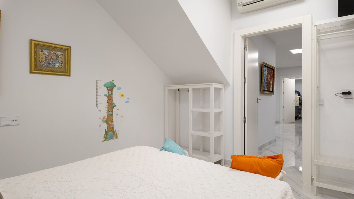 4 Bed Townhouse for sale in Pedregalejo Málaga Ciudad, Málaga, Spain