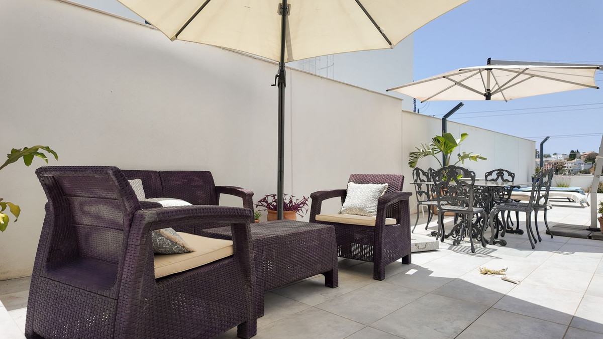 4 Bed Townhouse for sale in Pedregalejo Málaga Ciudad, Málaga, Spain