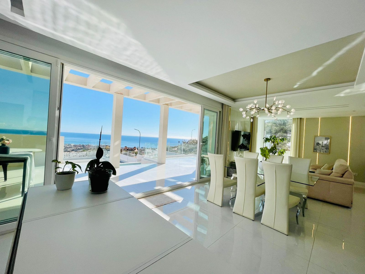 4 Bed Townhouse for sale in Benalmadena Costa Del Sol, Málaga, Spain