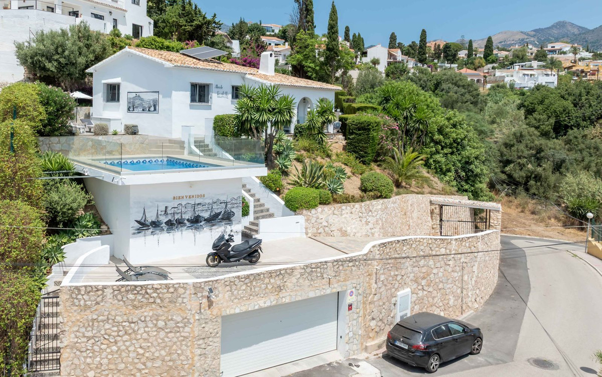 Se vende Villa - Chalet de 3 dormitorios en Costa Del Sol, Málaga, España
