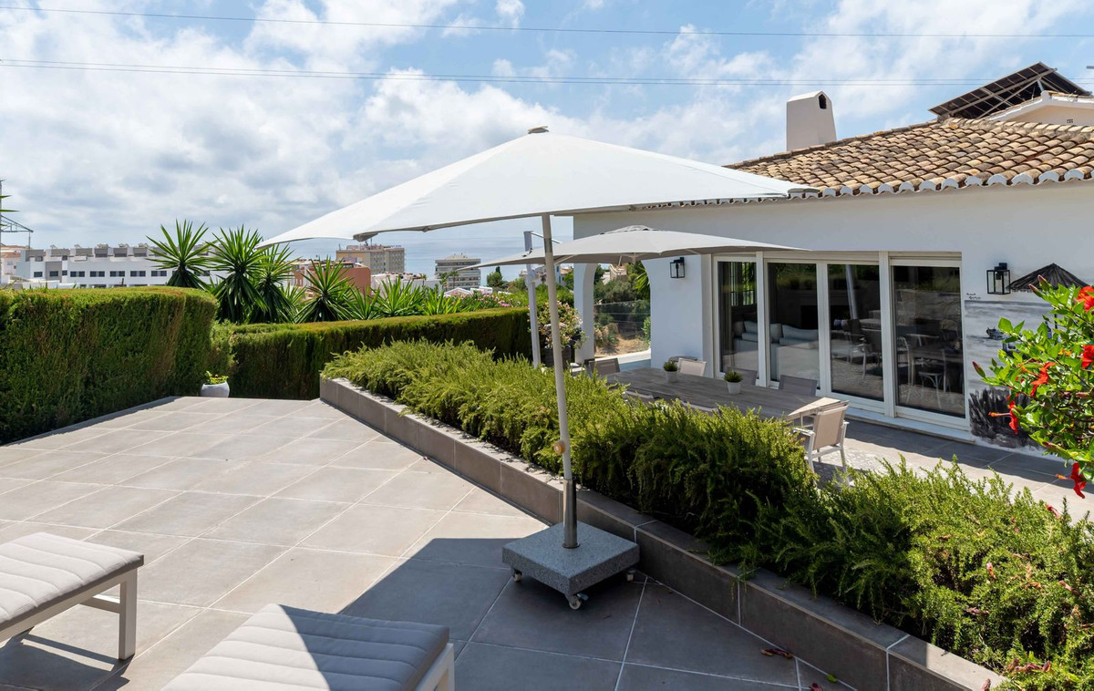 Se vende Villa - Chalet de 3 dormitorios en Costa Del Sol, Málaga, España