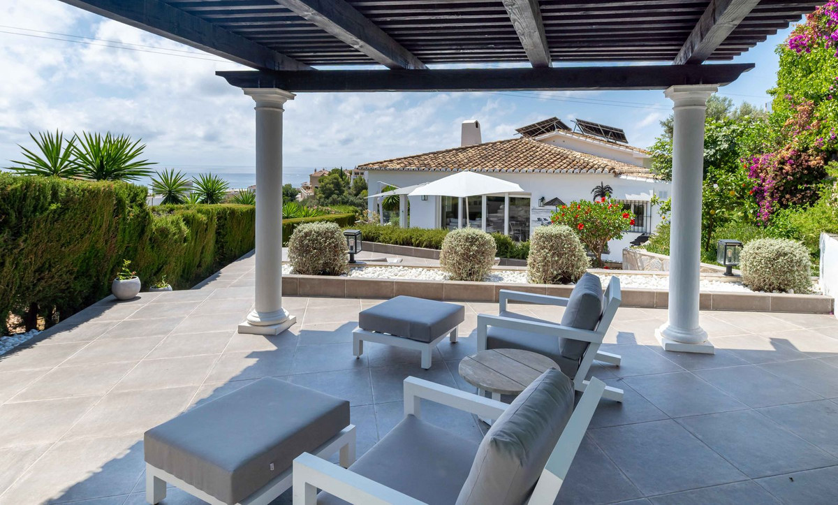 Se vende Villa - Chalet de 3 dormitorios en Costa Del Sol, Málaga, España