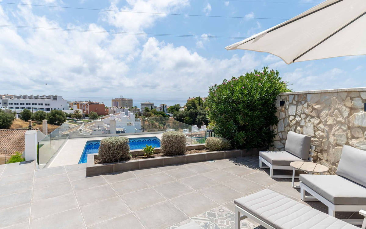 Se vende Villa - Chalet de 3 dormitorios en Costa Del Sol, Málaga, España