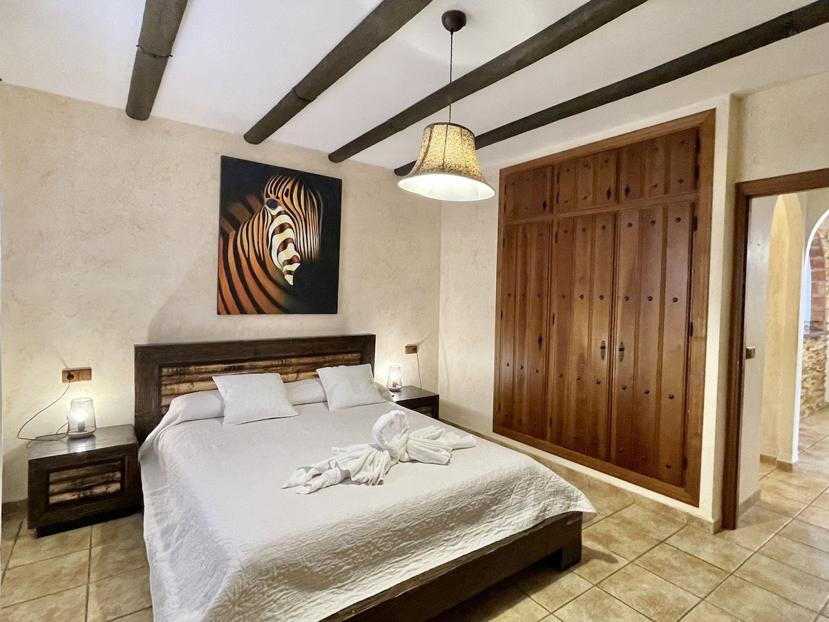 Se vende Villa - Chalet de 3 dormitorios en Costa Del Sol East, Málaga, España