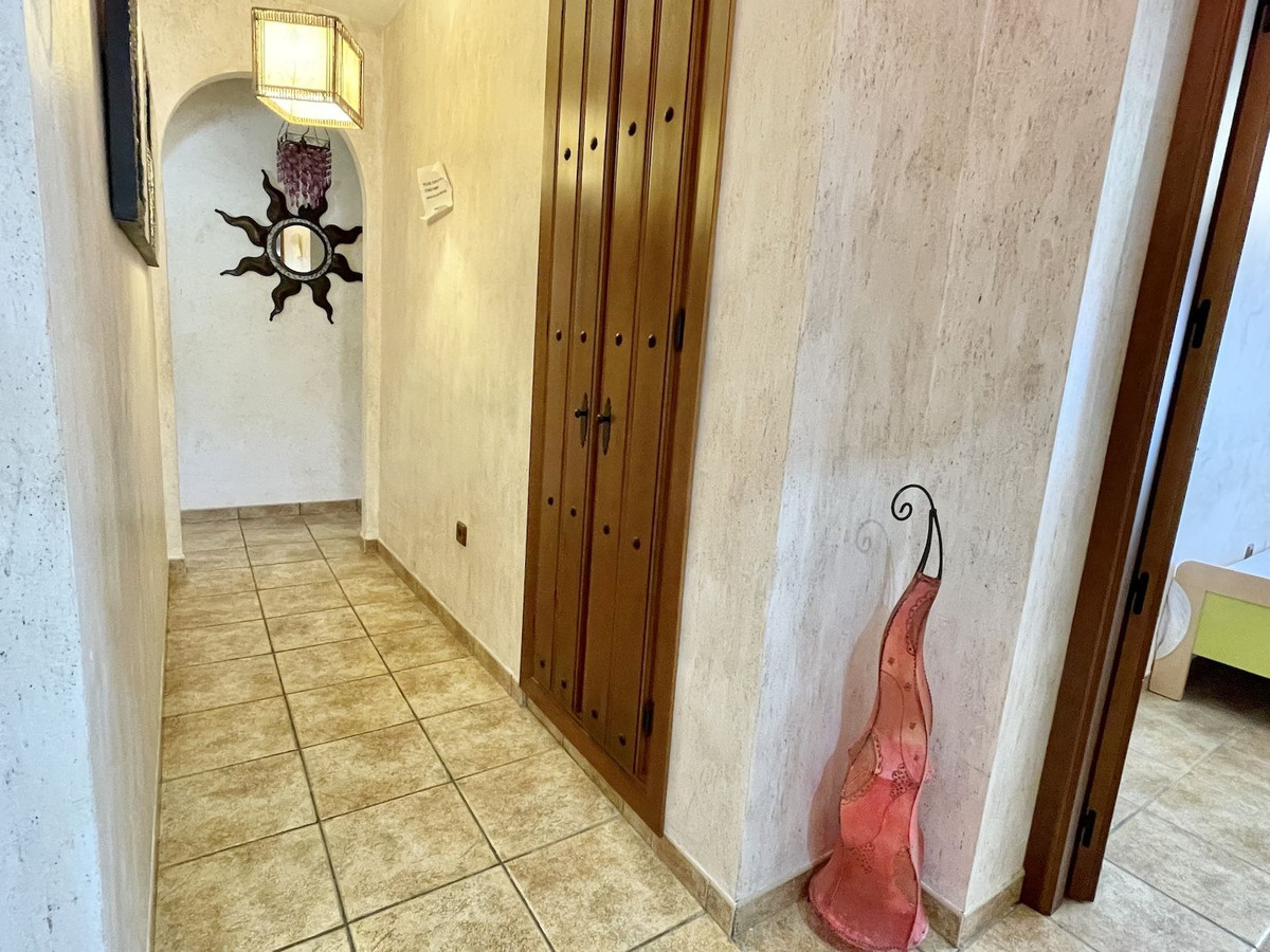 Se vende Villa - Chalet de 3 dormitorios en Costa Del Sol East, Málaga, España