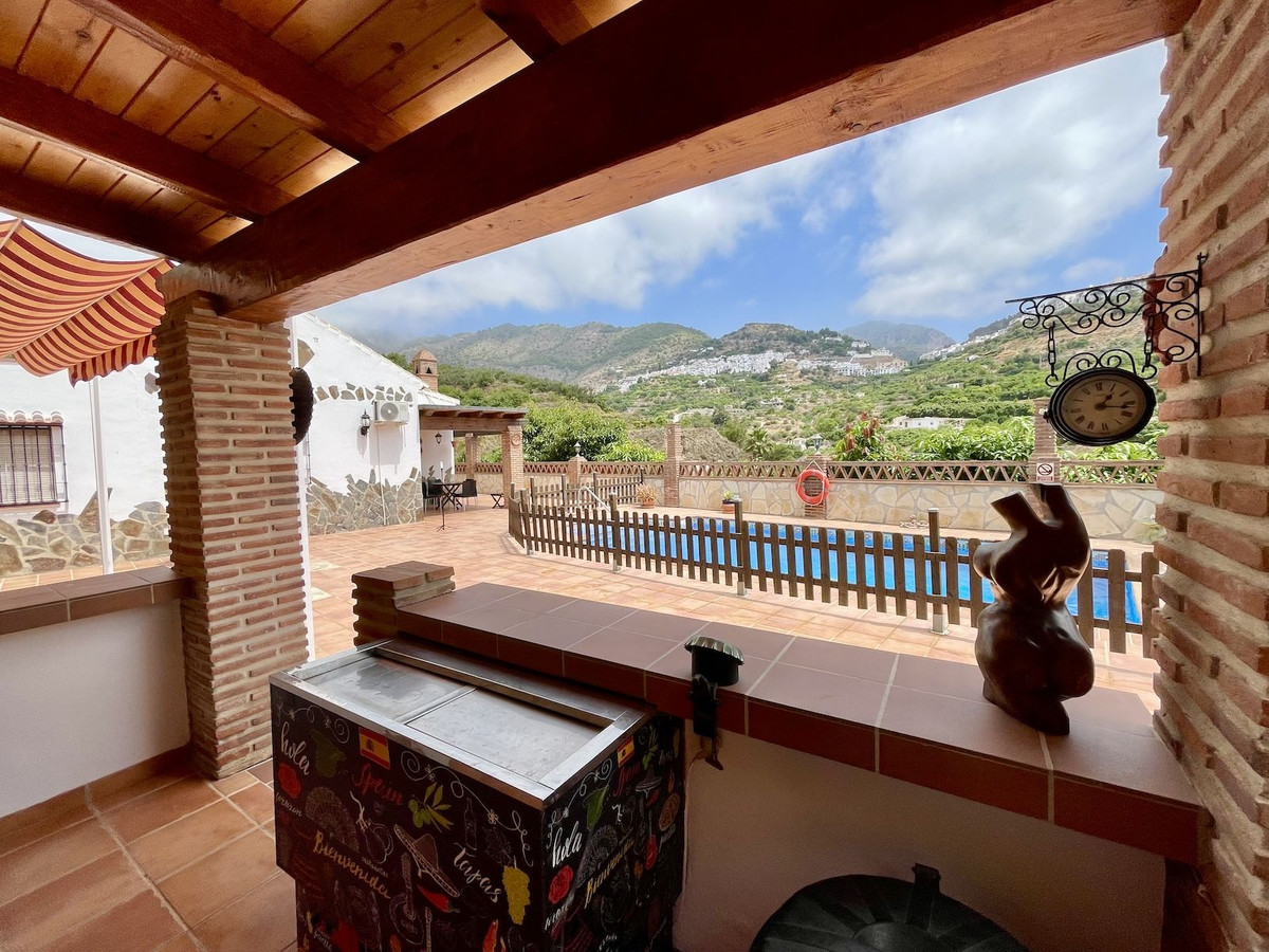 Se vende Villa - Chalet de 3 dormitorios en Costa Del Sol East, Málaga, España