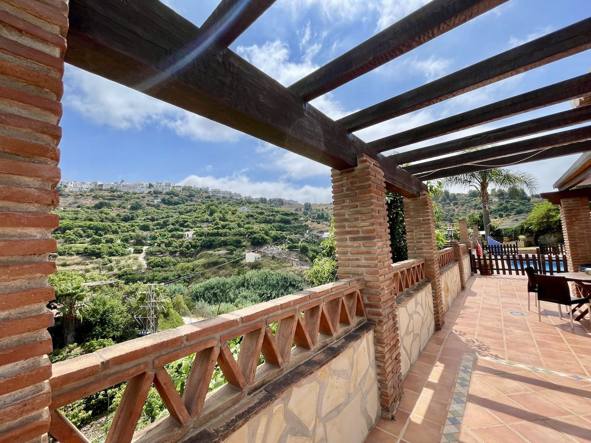 Se vende Villa - Chalet de 3 dormitorios en Costa Del Sol East, Málaga, España