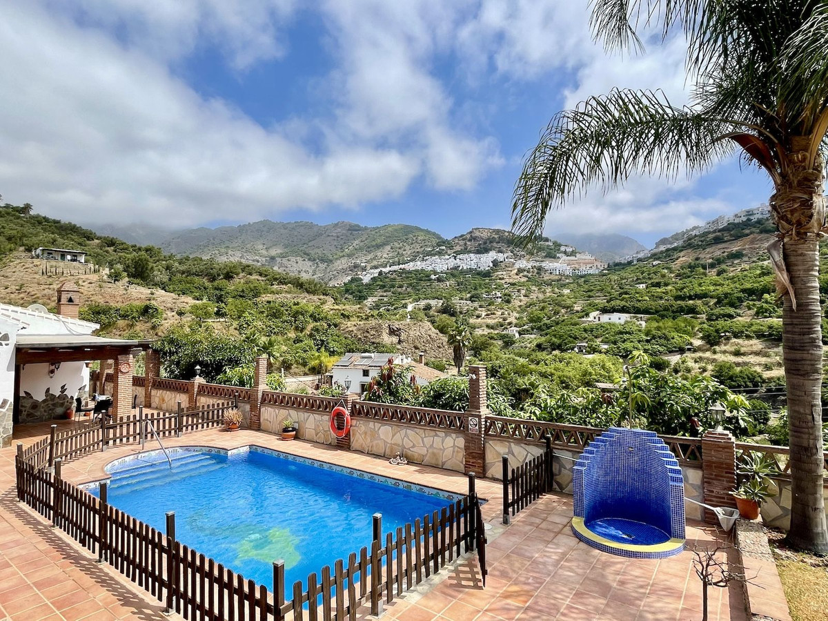 Se vende Villa - Chalet de 3 dormitorios en Costa Del Sol East, Málaga, España