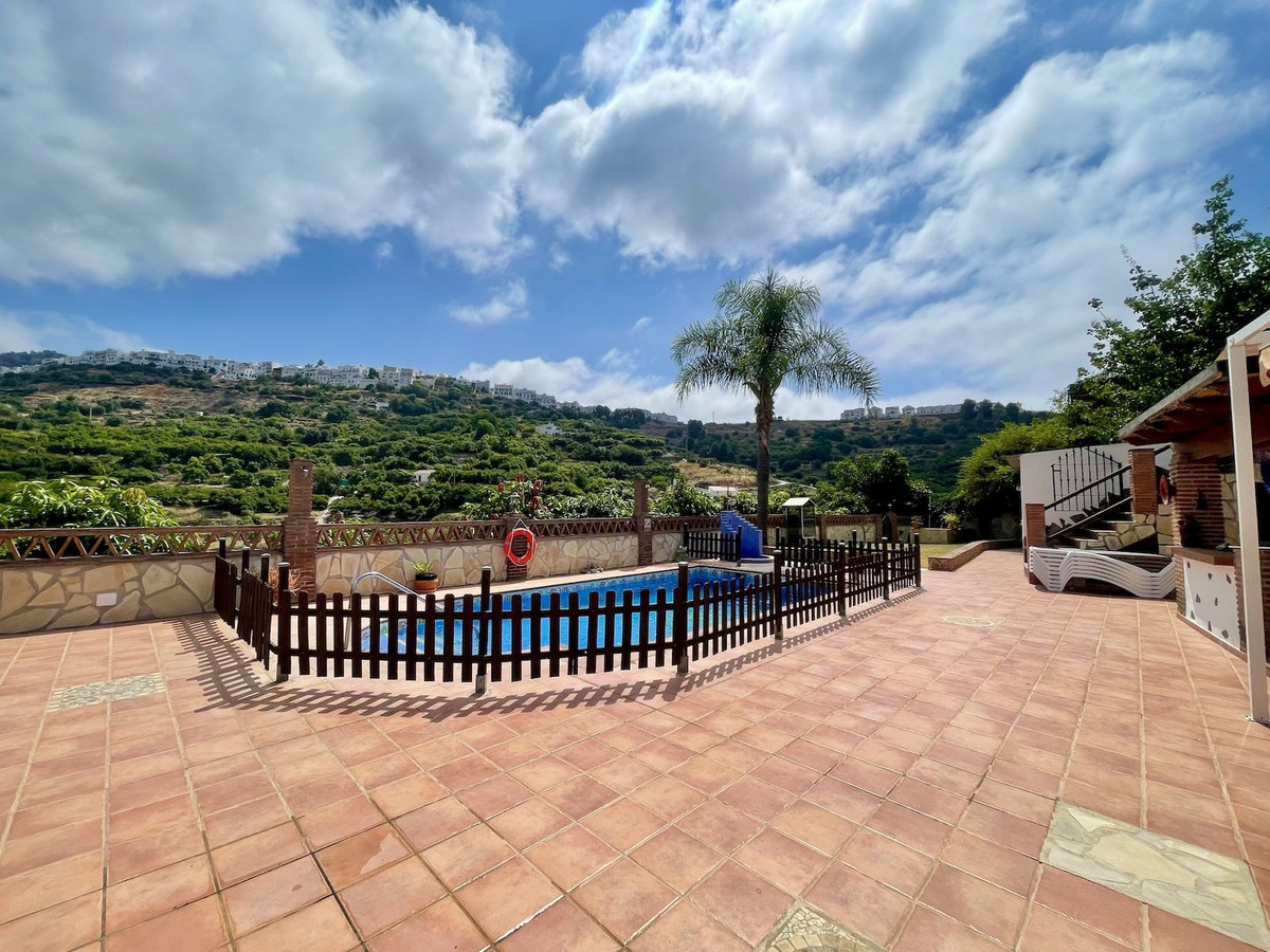 Se vende Villa - Chalet de 3 dormitorios en Costa Del Sol East, Málaga, España
