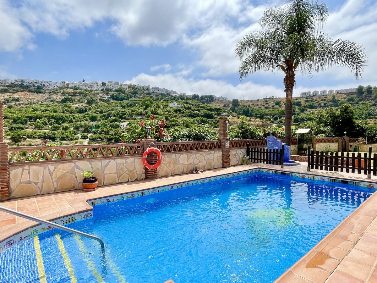 Se vende Villa - Chalet de 3 dormitorios en Costa Del Sol East, Málaga, España