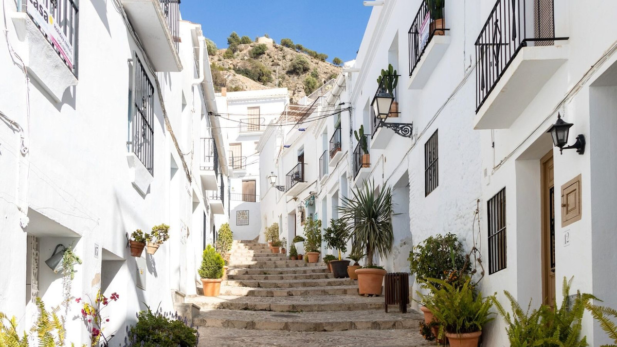 Se vende Villa - Chalet de 3 dormitorios en Costa Del Sol East, Málaga, España
