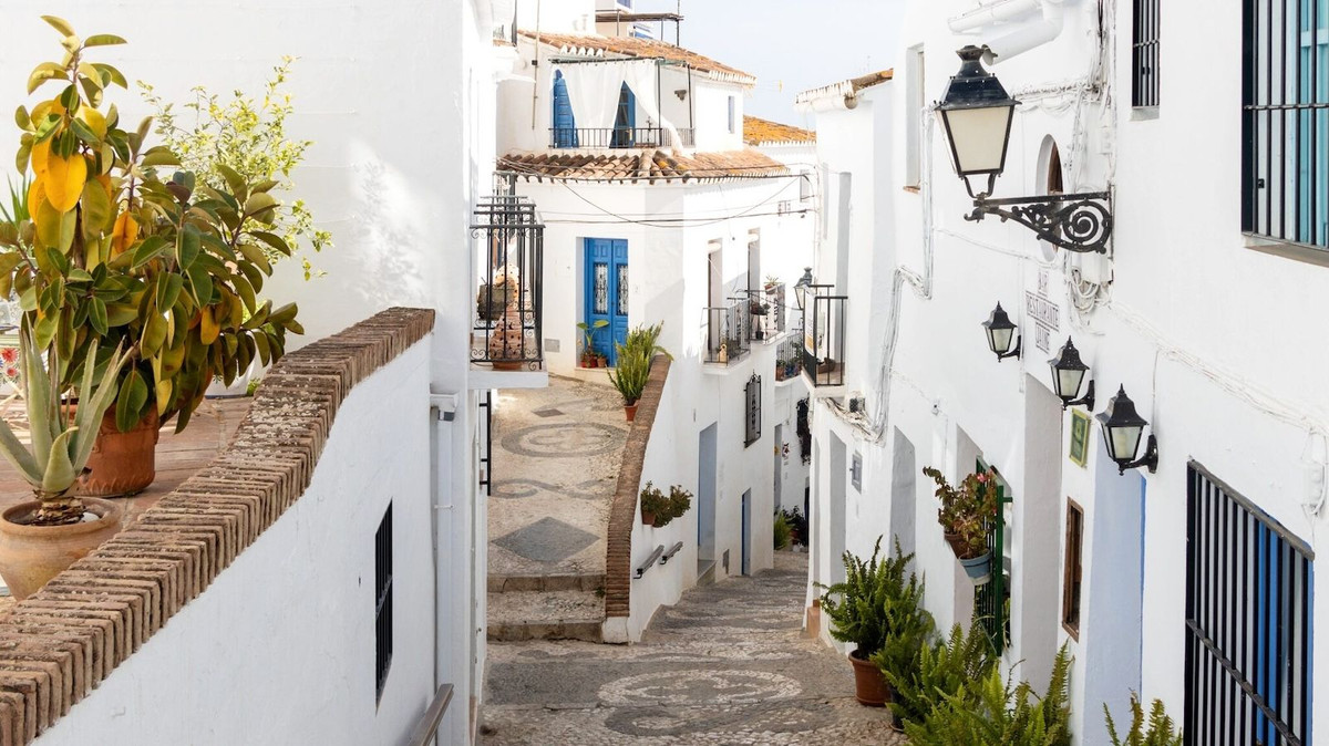 Se vende Villa - Chalet de 3 dormitorios en Costa Del Sol East, Málaga, España