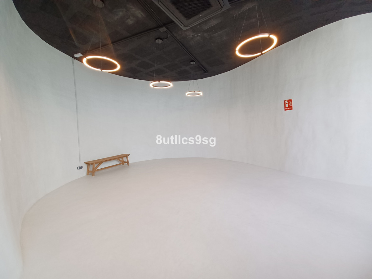 2 Bed Apartment for sale in Aloha Costa Del Sol, Málaga, Spain