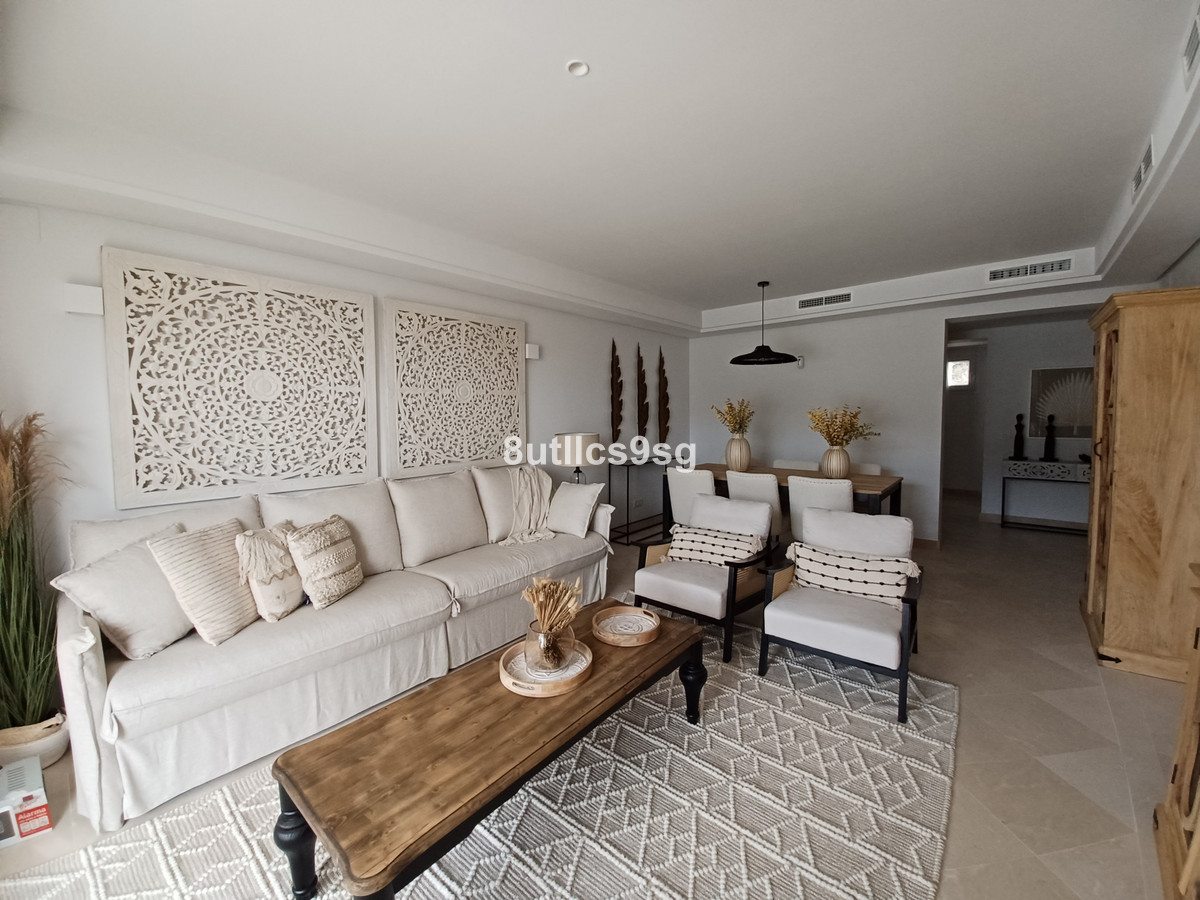 2 Bed Apartment for sale in Aloha Costa Del Sol, Málaga, Spain