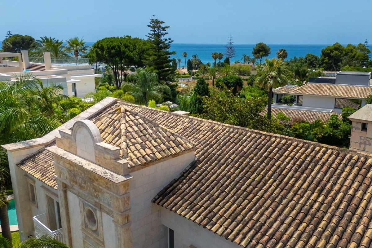 4 Bed Townhouse for sale in Marbella Costa Del Sol, Málaga, Spain