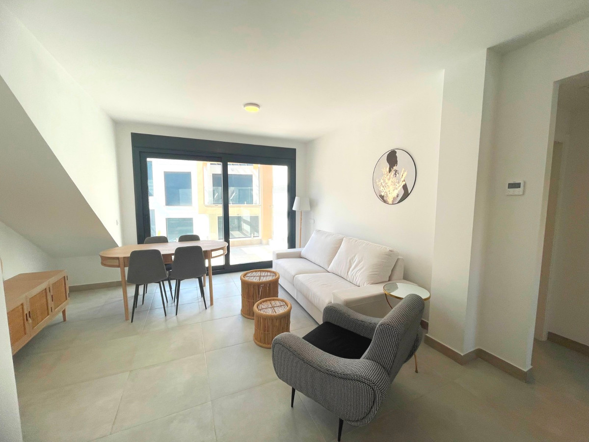 Se vende Apartamento en Planta Última de 2 dormitorios en Costa Blanca, Alicante, España